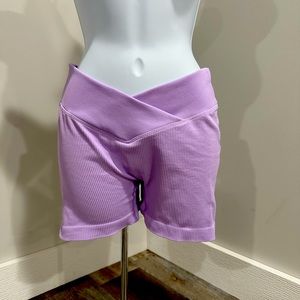 Lavender cross waisted biker shorts